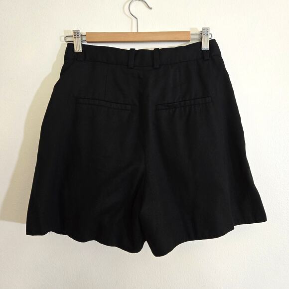 COS Black Pleated Dress Shorts Size 6 100% Lyocell - Picture 2 of 8